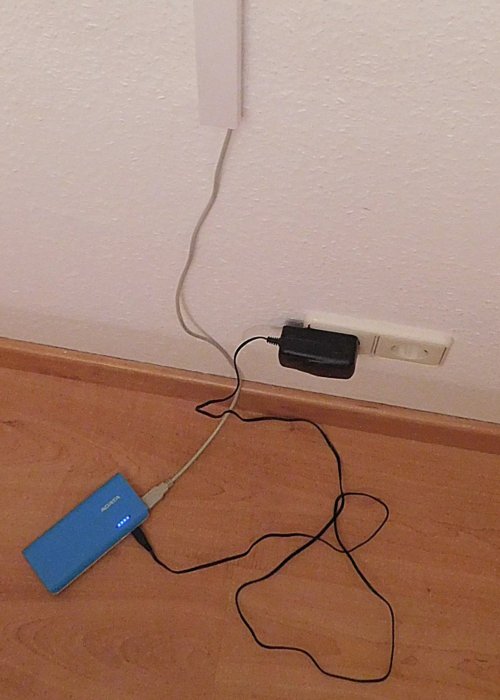 Power supply with mains failure protection